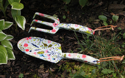 Womanswork - Garden Tool Set with Garden of Paradise Print